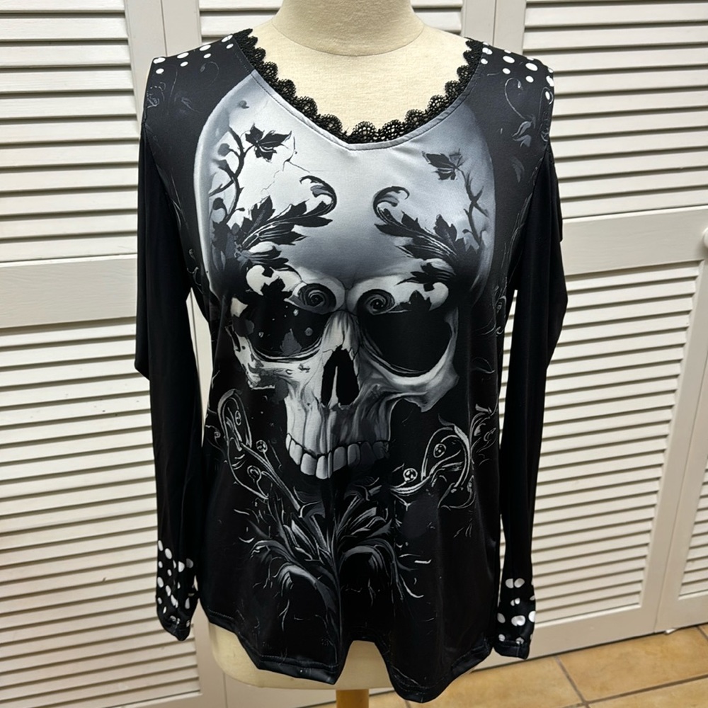 Skull Polka Dots Long Sleeve Shirt with Lace Trim Size Large